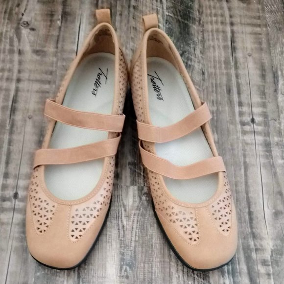 Trotters Josie Mary Janes Tan SZ 11M excellent! - Picture 2 of 9